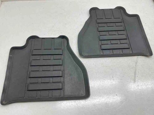 Nissan navara d22 floor mat - nissan,