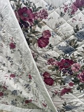 Stunning Dorma Kingsize Floral Quilted Bedspread Reversible Cottagecore