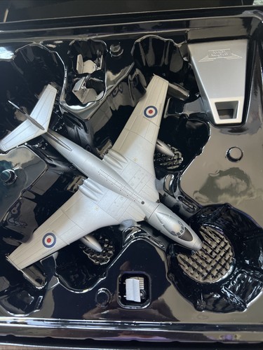 Corgi aa39403 vickers - aa39403, valiant