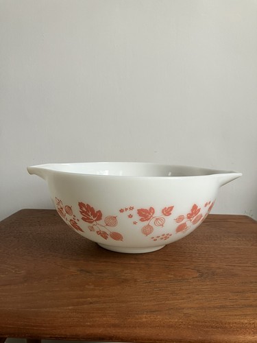 Vintage jaj pyrex mixing bowl - pyrex,