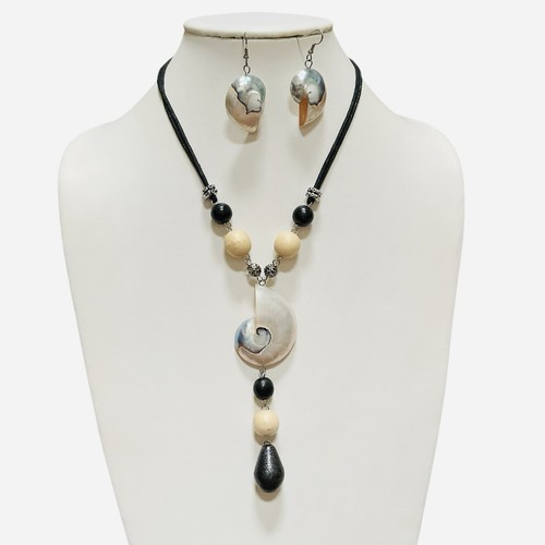 Shell nautilus pearl pendant - nautilus,
