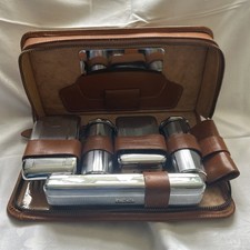 Vintage Leather Gents Grooming