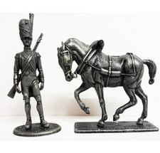 METAL MINIATURE OF THE ARMY OF