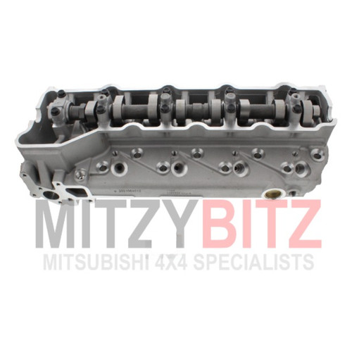 Built cylinder head 4m40 - built,