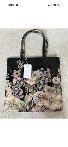 Brand new large - brand, floral