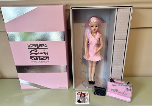Sindy collector club dream - collector's,
