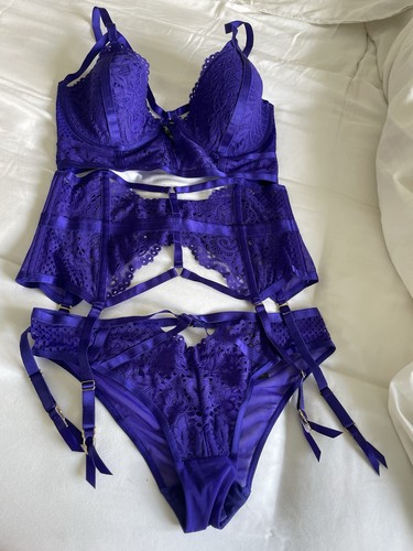 Ann summers piece moulded - ann,