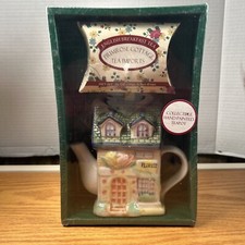 Teapot Hand Painted Primrose