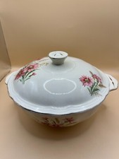 Alfred Meakin lidded serving dish
