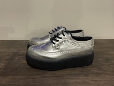 T.U.K. V9019 TUK Viva Mondo