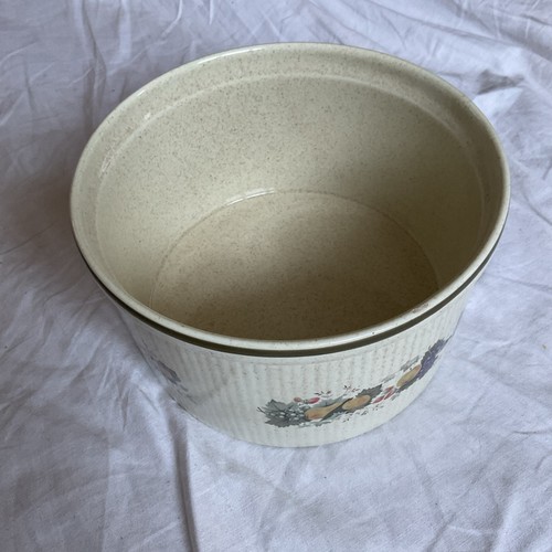 Royal doulton harvest - royal, garland