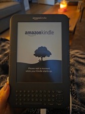 D00901 3rd Generation Kindle