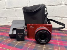 Nikon 1 J1 + 10-30mm VR Lens
