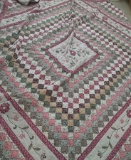 Large Patchwork Bedspread 2 Sham Pillowcases+Cushion Ditsy Cottagecore Country