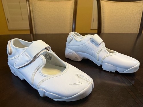 New nike air - triple, white