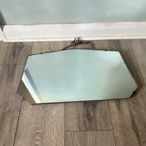 Irregular bevelled edge wall - bevelled,