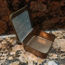 Blackcurrant Iodised throat Pastilles Vintage Collectable wartime Tin SMITH & CO