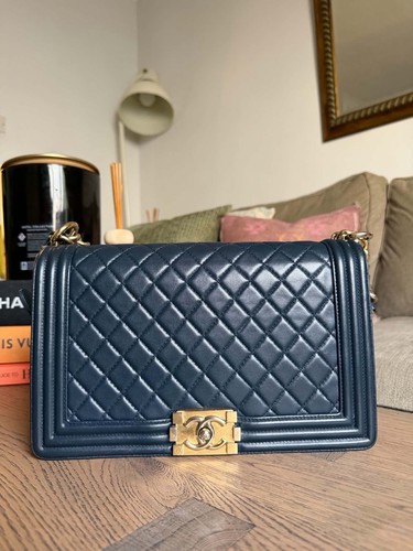 Chanel new medium - chanel, navy