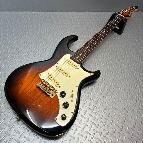 Aria pro deluxe - deluxe-v, 1982