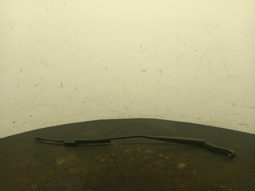 Fiat 500l wiper - front, left