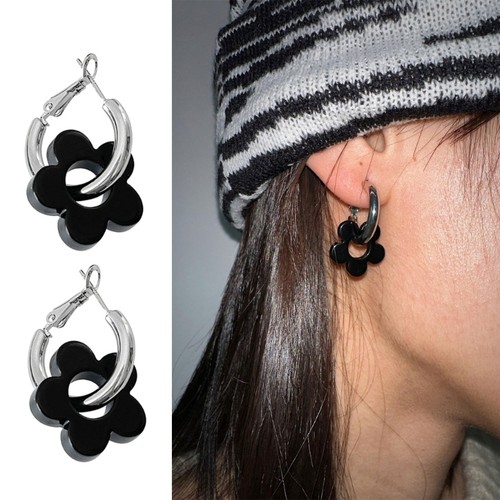 Black flower hoop earrings - black,