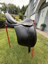 Nick Dolman 18” Dressage Saddle medium wide
