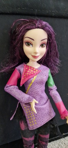 Disney descendants mal isle - mal,