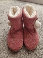 Womens Slipper Boots Size Small & Medium NEW BUT READ DESCRIPTION