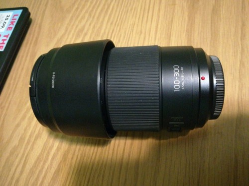 Lumix 100 300mm lens - 100-300mm,