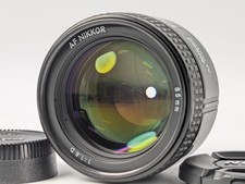 Nikon AF Nikkor 85mm f/1.8 D