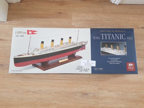 Amati 250 scale - scale, titanic