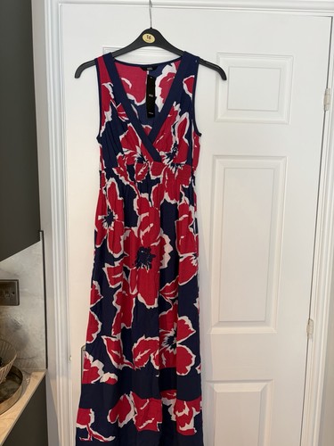 Bnwt size ladies - 14, dress