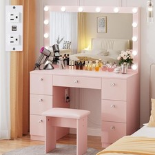 44 Pink Vanity Table with