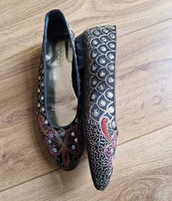 Vintage Y2K Embroidered Beaded