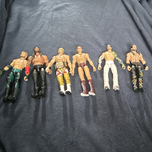 Wwe mixed lot wrestling action - wwe,