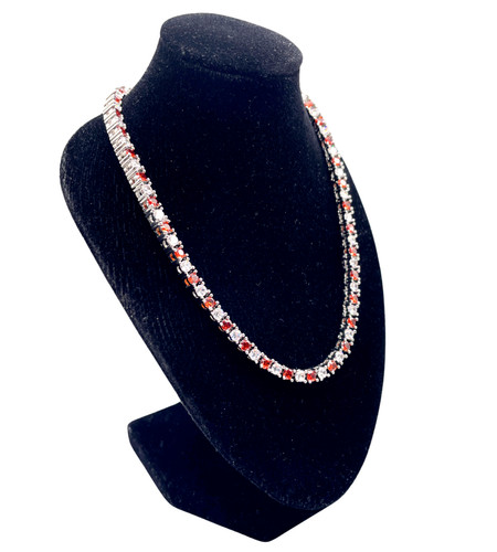 Elegant white gold round - white,