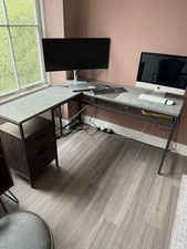 L-Shaped Corner Desk with Drawers