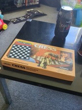 Vintage Spear's Games Chess 1983 32 x Pieces & Board - Vgc for age Complete