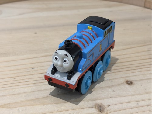 Thomas wooden railway battery - thomas,