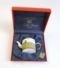 Charlotte di Vita Teapot