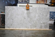 White Quartz Patio Table with Royal Look Resin Dining Table Top for Restaurant