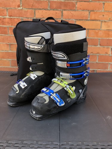 Salomon black wave 0 ski - black, 9.0