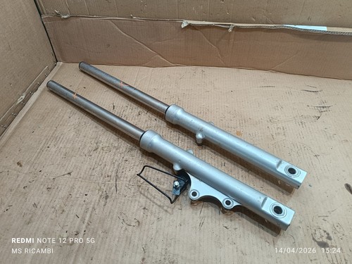 Forks with crooked stems use - with,