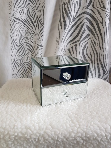 Mirrored jewellery box - jewellery, glass