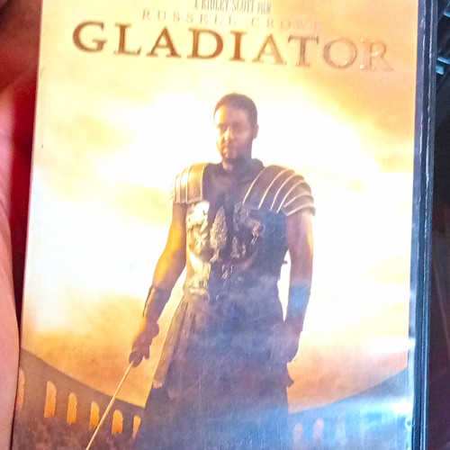 Universal gladiator vhs pal - universal,