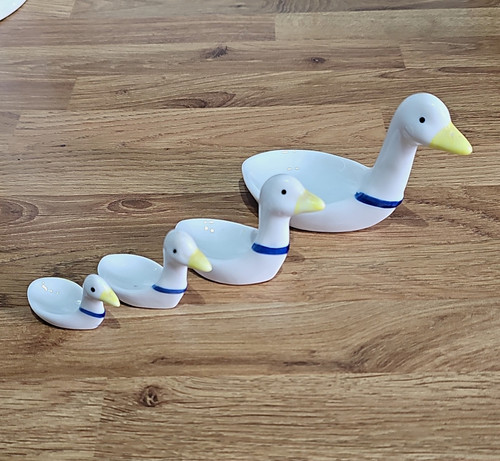Ceramic duck nesting measuring - ceramic,
