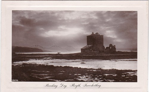 Breaking day rosyth castle - rosyth,