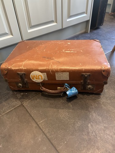 Vintage brown leather - leather, suitcase
