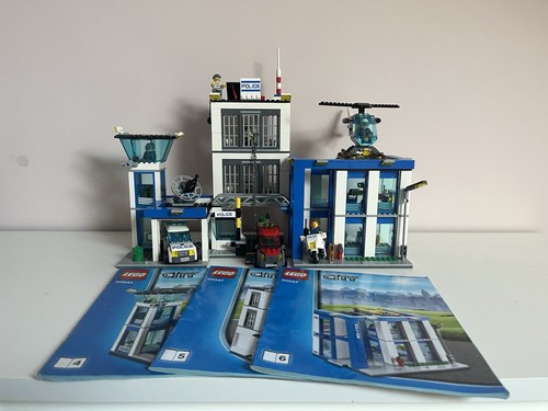 Lego city police station - police,