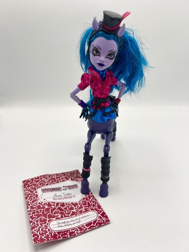 Monster high doll - doll, trotter